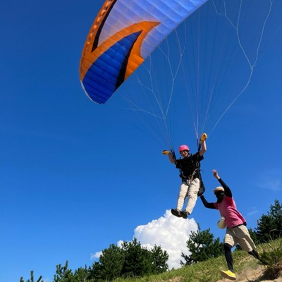 【GWのスタッフ/ 約3週間 / 1日6～8時間勤務】雄大な砂風景に囲まれながら、思いっきり体を動かし、空と海の世界にはまってみませんか？の