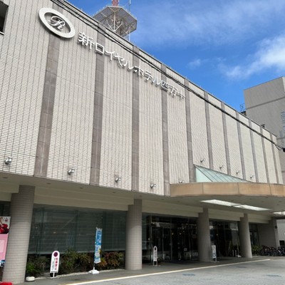 【レストラン】当ホテルは四万十川まで徒歩10分の中心市街地に立地。550年前に一條則房公が整備した文化と歴史のある町です。足摺岬や柏島などにも近く、観光の拠点にも便利な場所です。働きながら、町や周辺の食・文化・歴史・観光を楽しんでください。