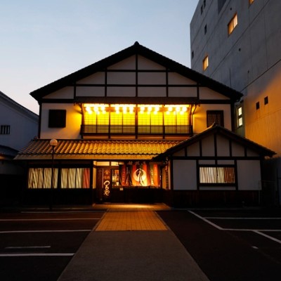 【食事配膳/接客】香川・琴平こんぴら温泉郷にある老舗温泉旅館〈つるや旅館〉で食事配膳・接客のおてつたび♪お話し好きな方大歓迎♪