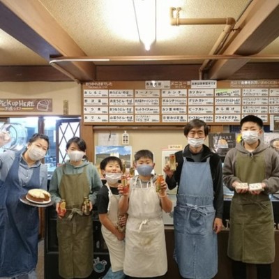 扉の向こうはゲレンデ⛄標高1800mに位置するホテルで宿泊業全般のおてつたび⛷英語が活かせる環境です！自身の挑戦の場に◎