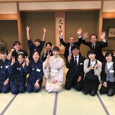  日本三大秘境の祖谷にある、天空露天風呂が自慢の宿で簡単な盛り付けなどの食事提供のお手伝い！