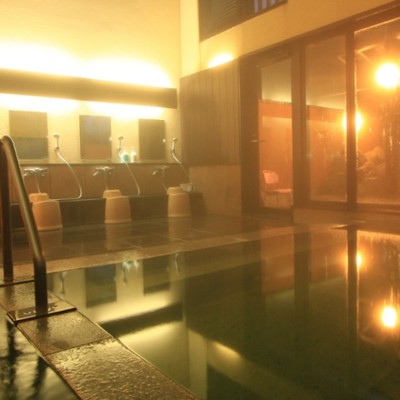 「日本一のカスミソウとからむし織の里」昭和村。小さな小さな村の唯一の温泉宿でのんびりゆったりお手伝いしてみませんか。