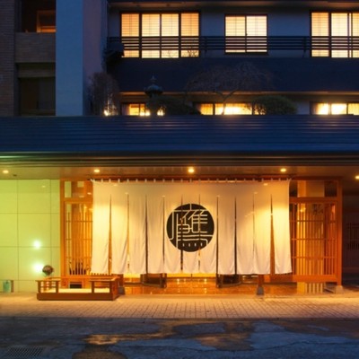 内務｜〈熱海・湯河原温泉🧖‍♀️〉で早春を過ごしませんか？ベッドメイクや清掃業務のおてつたび♪万葉公園やパワースポット來宮神社への観光も◎