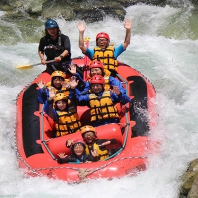 【8月22日～9月4日】エキサイティングなアウトドアツアーのサポートのお仕事です。ツアーの予約受付、カメラマン、BBQのお手伝いです。