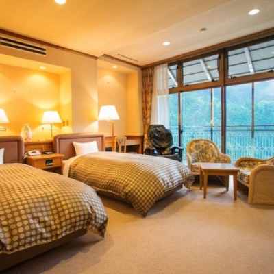 山奥の自然豊かな施設で楽しい仲間と一緒に働きませんか？