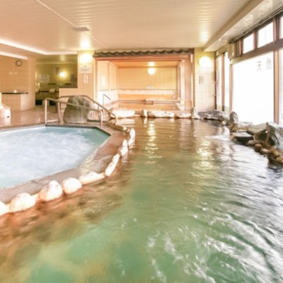 【アクセス抜群◎佐久市🌳】地下1300mから湧出する天然温泉が自慢のリゾートホテルで清掃裏方のお手伝い🧹お手伝い後は自慢の天然温泉でリラックス🧖