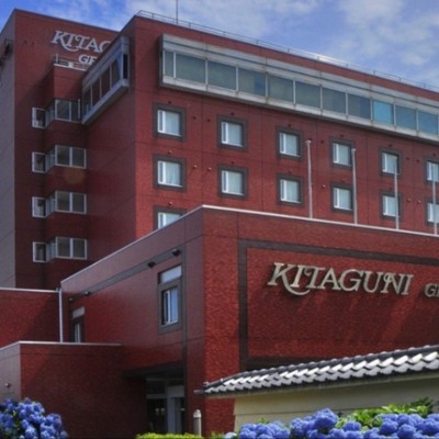 【6・7月募集】利尻島・鴛泊のホテルでおてつたび！爽やかな初夏の離島生活を体験｜ホテル業務サポート（配膳・清掃等）🏝