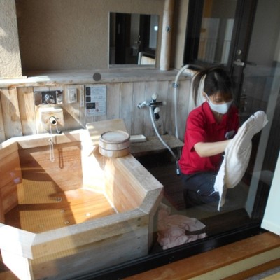 【ご好評の為、追加募集！】滋賀県への観光も兼ねて旅館で清掃のお仕事をしてみませんか！単純作業！露天付き大浴場利用していただけます♪