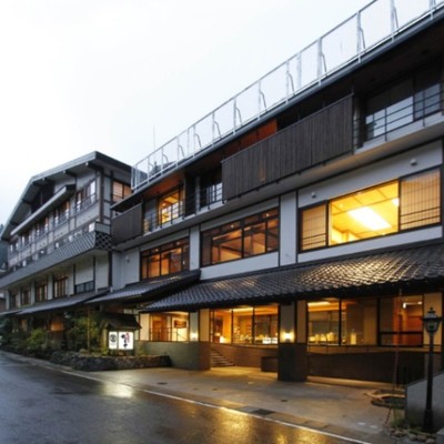 越後妻有アートトリエンナーレ「大地の芸術祭」開催の里山にある松之山温泉にある創業115年旅館でお食事提供のお手伝い！