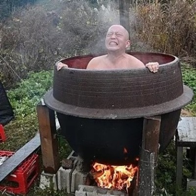 テントサウナ＆大釜風呂の設置・お掃除のおてつたび。世界ジオパークの自然の中でととのう快感！瞑想。【満月】