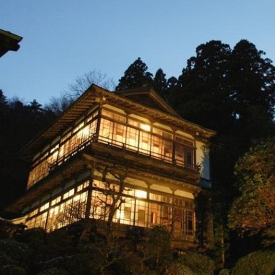 【急募】3食賄い付き｜日本秘湯を守る会｜伊達六十二万石の名湯の宿でおてつたび！多くの文人墨客が愛した歴史ある宿【接客・清掃・配膳下膳などのお手伝い】