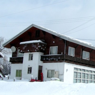 家庭的なゲストハウスでおてつたびしませんか!? 朝食の準備やベッドメイク、雪かきなどお手伝いしてくれる方を大募集！