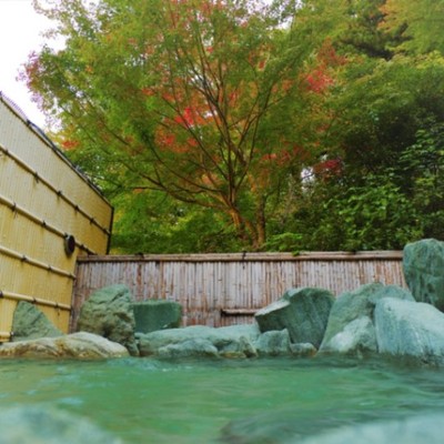 山奥の自然豊かな施設で楽しい仲間と一緒に働きませんか？