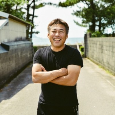 甑島の水産業は、漁師だけでは成り立たない。海から食卓へ繋ぐ仕事。