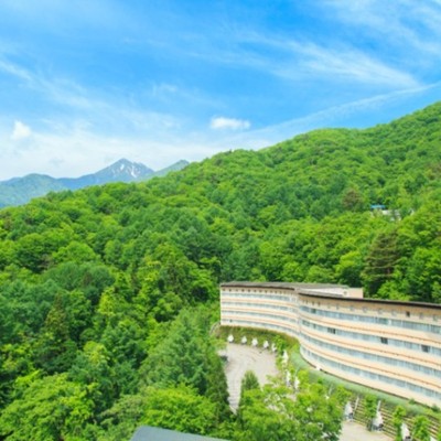 【長野県安曇野市】【レストランサービス】【GW】北アルプスに抱かれた山岳リゾートでお客様をお出迎えするお手伝いを一緒にしませんか？ホテルのお仕事初めてでも大丈夫！必要なスキルは『笑顔』です！