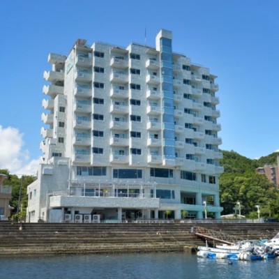 【三重県鳥羽市】【GW】わんちゃんと一緒に泊まれるホテルでお客様をお出迎えするお手伝いを一緒にしませんか？ホテルのお仕事初めてでも大丈夫！わんちゃん好き大歓迎です♬