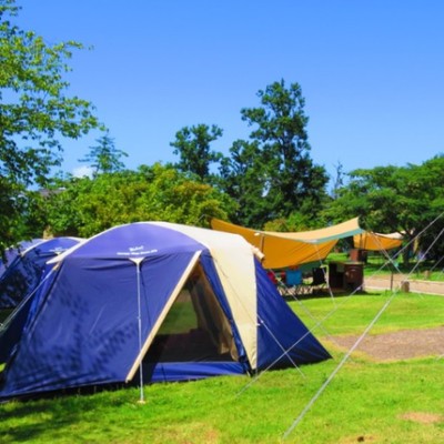 【夏のアウトドア】越前加賀国定公園の中にあるキャンプ場でお仕事をしながら自然を満喫しませんか？　　　サイト管理やテント設営のお手伝いなどの屋外業務！　　　旅行者と一緒に楽しむ休暇村のふれあいプログラム。　得意分野をお持ちの方も大歓迎です。