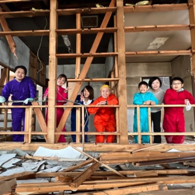 湯田中温泉街にある温泉付き店舗付き16LDK物件に滞在しながらみんなで「Do It Together」して地域に開かれた場づくりをしませんか？