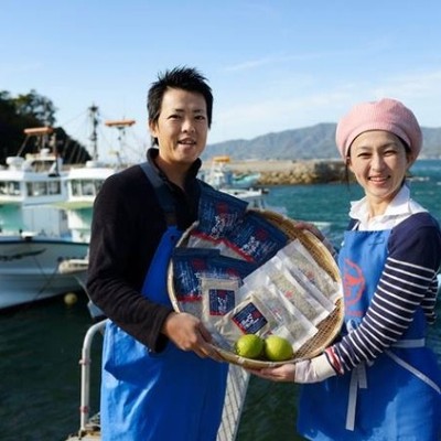 瀬戸内の島暮【ちりめん選別、ひじき、牡蠣、蜜柑　袋詰め発送業務】立ち仕事。発送量が多く、体を動かすのが好きな方〇牡蠣のシーズンの広島！土日休みで観光も　シェアハウス食事、掃除男女共同生活です〇受入先ページ必見