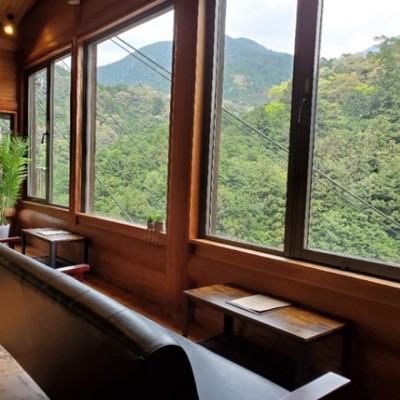 8/9~修験道の裏行場「不動窟」の入口にあるジビエ料理が食べられるおしゃれなカフェで働いてみませんか？【川上村ふるさとワーキングホリデー】