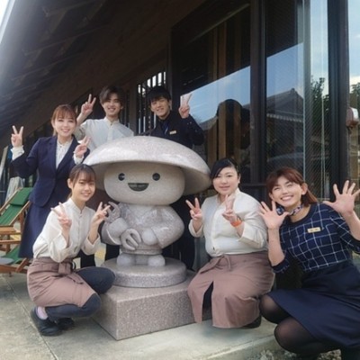 【世界遺産・高野山で新しい自分と出会う】1200年続く天空都市のカフェ・スイーツコート・土産物店・宿坊寺院等でのおてつたびはいかがですか？高野山ファンの方、もっと深く知りたい方、ずっと来てみたかった方、お会いできるのを楽しみにしております