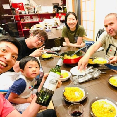 【海外の口コミサイト、京都1位の宿FUJITAYABnB、FUJITAYAKyotoでお仕事】掃除、洗濯、部屋セットなどのお手伝い♪仕事は主にお昼間、夜にリビングで海外のゲストと国際交流！一緒に観光も！国内留学として英語力UPに最適！