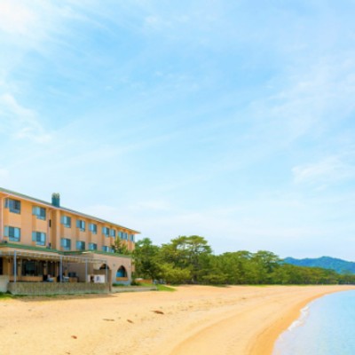 瀬戸内の海を目の前に、津田の松原で働くおてつたび 〜じゃこ丸パーク津田で、海辺の宿を支える～