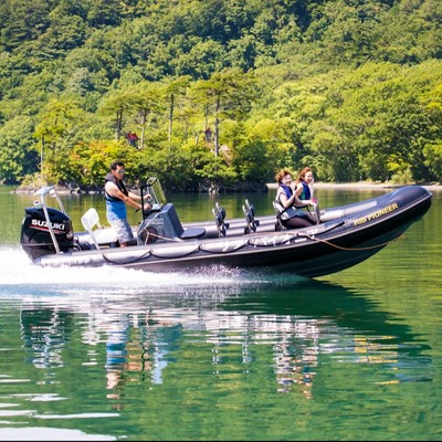 航海士がご案内する“神秘の湖”十和田湖クルーズ！エメラルドグリーンに輝く龍神伝説の地・十和田湖の特別な船旅を支えるおてつたび🚢