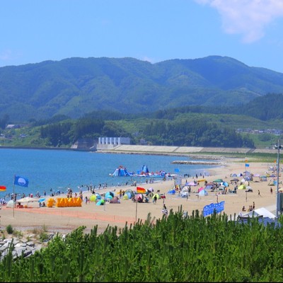 【夏季限定】海のそばで働く夏！高田松原海水浴場の運営を支えるサポートメンバー募集！【現地で交通手段を確保できる方、運転免許をお持ちの方🚙🏍】