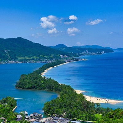 京都天橋立 | 目の前に広がる絶景と上質な空間。天橋立のほとりにあるリゾート旅館で接客業務全般のおてつたび◎勤務後には温泉＆サウナも楽しんでいただけます♨