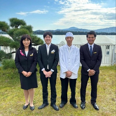 【絶景リゾート・まかない】天橋立の絶景を楽しみながら、ザグランリゾート天橋立で館内全般業務を担当。美しい自然の中で、おもてなしの心を活かし、リゾートの魅力を支えるお仕事！！