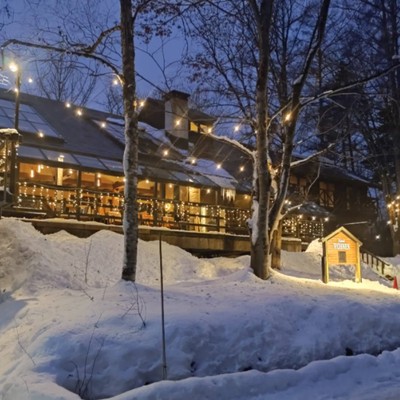 冬の白馬で、特別な"おてつたび"をしませんか？ 🛷 雪景色に囲まれたホテルでの滞在型お手伝いスタッフを募集しています。