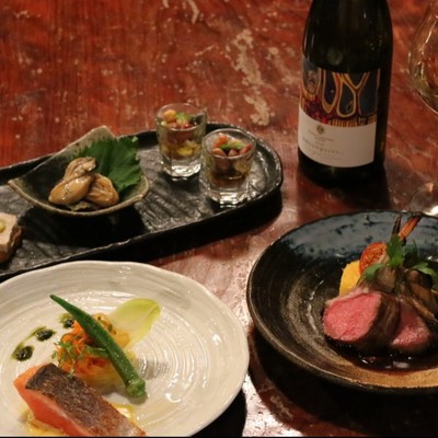 スキー場の目の前！樹齢1650年の丸太の露天風呂の宿で年末年始に一緒におてつたびしませんか？