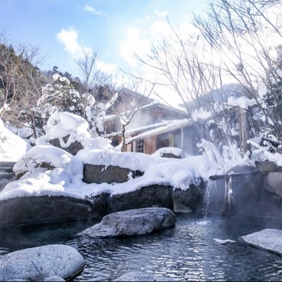 【東武鉄道コラボ】日本秘湯を守る会｜”関東最後の秘湯”と称される「奥鬼怒の秘湯」でのおてつたび♨標高1300m日光国立公園の奥鬼怒温泉郷で非日常を味わいませんか？雪景色の大自然⛄