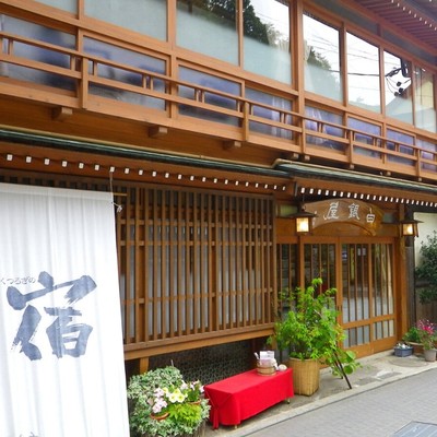 渋温泉｜風情ある木造の純和風旅館、渋白銀屋旅館で、お客様のおもてなしのおてつたび