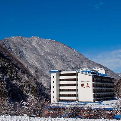 【洗い場業務】北アルプスの山々に囲まれた『奥飛騨ガーデンホテル焼岳』で食器の洗浄、片付けなどのおてつたび。2週間以上参加できる方をお待ちしております🏔