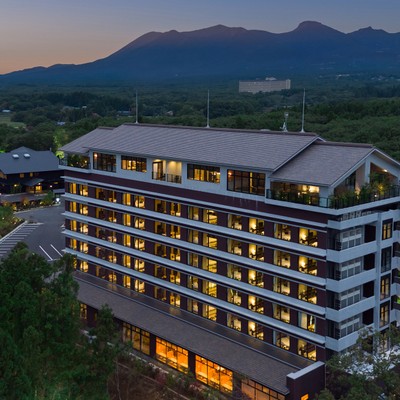 【3〜5月】那須高原を一望する大正ロマンの宿で、フロント・接客スタッフのお手伝いしませんか？✨