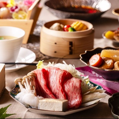 【調理補助】レジャー要素を取り入れた老舗旅館「お花見久兵衛」で調理補助のお手伝い。ライブキッチンもあります。お客様に喜んでいただけるよう、一緒に取り組んでいただける方を募集します！｜石川・山中温泉のおてつたび