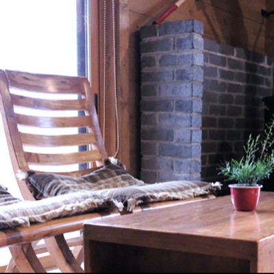 いつかの選択肢を、ここで見つける。― 暮らすように働きながら、この町のあたたかさに触れる滞在へ ―