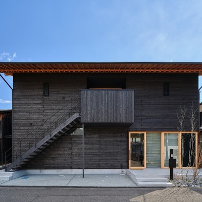 香川県・アートの島【直島】🏝木の香りに包まれる"直島時間"を思う存分楽しめる宿で清掃業務のおてつたび🧹2時間〜3時間の業務で自由時間たっぷり！