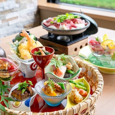 【飲食店での調理経験をお持ちの方／現地での交通手段を確保できる方限定】熊本県山鹿市にある平山温泉郷🧖‍♀️大自然の中に静かに佇む「善屋」で、調理補助のお手伝い／お仕事終わりは源泉掛け流しのトロトロ湯で癒されてください