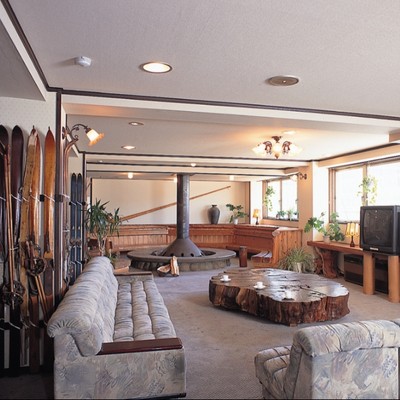 【標高1680m｜広大な志賀高原】初心者ゲレンデすぐの宿を「客室清掃」で支えるおてつたび【レンタル／リフト無料＆バス停／コンビニのアクセスも良い環境◎】