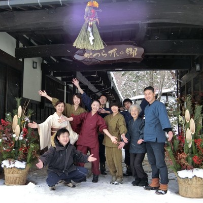 春の奥飛騨は若葉が芽吹く季節♪古民家の宿でおてつ旅しませんか(^^)/　温泉、露天風呂一日何回でも満喫できます♨