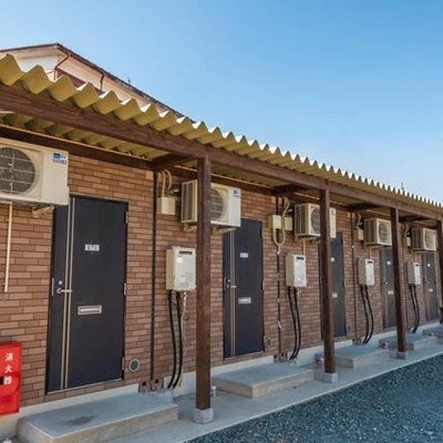 【要運転免許】長期滞在型の宿泊施設で、フロントや清掃など／レンタカー貸与あり（通勤・買物など）／近くに温泉地あり／これから紅葉が見ごろ